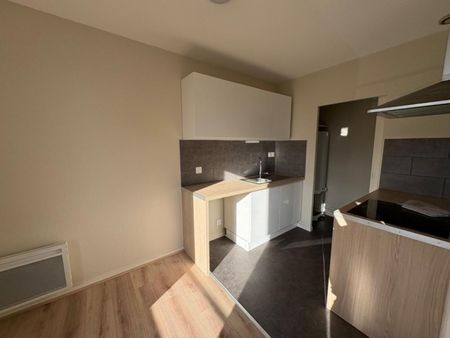 APPARTEMENT T2 A LOUER A LE COTEAU - GARE - Photo 5