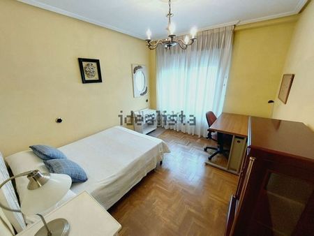 Alquiler de piso en Avenida Padre Vinjoy - Photo 2