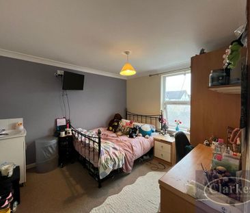 5 bedroom detached house to rent - Photo 6