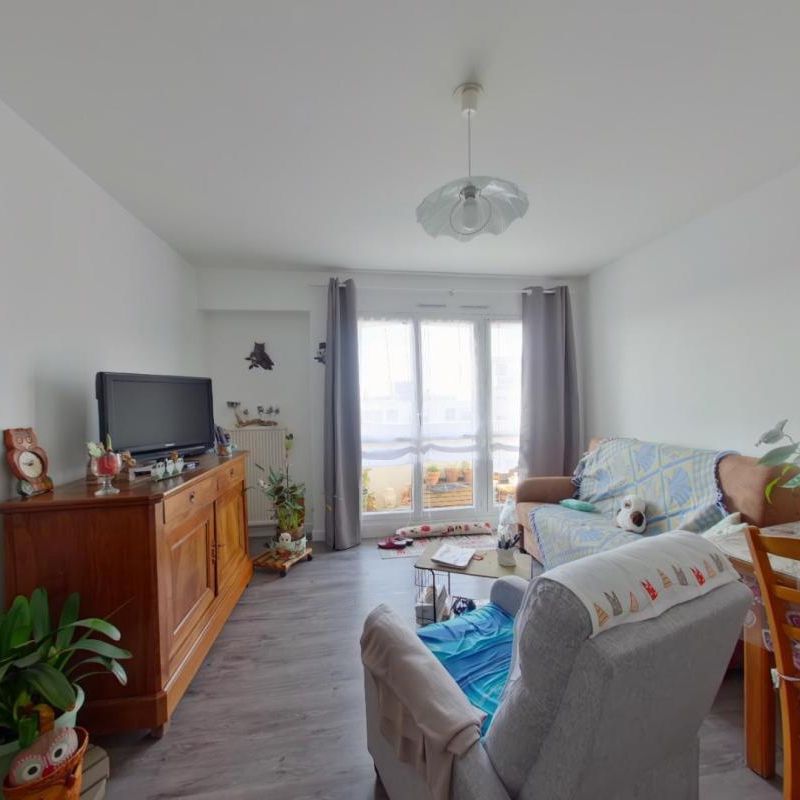 Location Appartement 2 pièces 45m² CHATELLERAULT 86100 - Photo 1