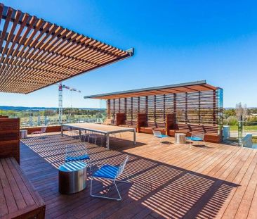 Fully Furnished & Equipped 2 Bedroom Apartment on the Kingston Fore... - Photo 1