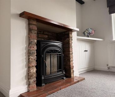 2 bedroom end of terrace house to rent - Photo 6