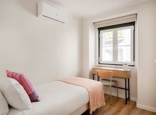 Travessa do Caldeira, Lisbon, Lisbon 1200-177 - Photo 1