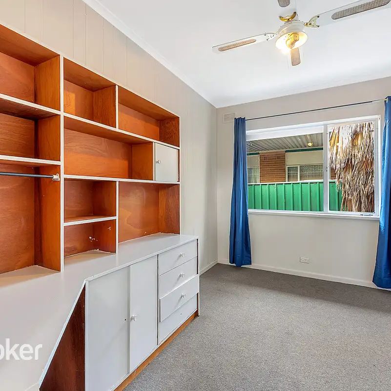 “Perfect sized family home!” - Photo 1