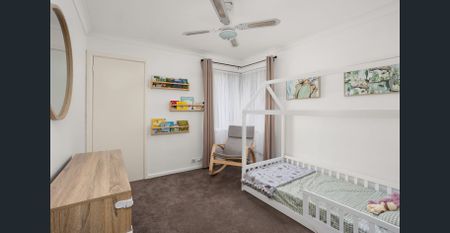 BEAUTIFULLY PRESENTED HOME! - Photo 3