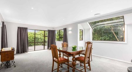 Family Home - Photo 2