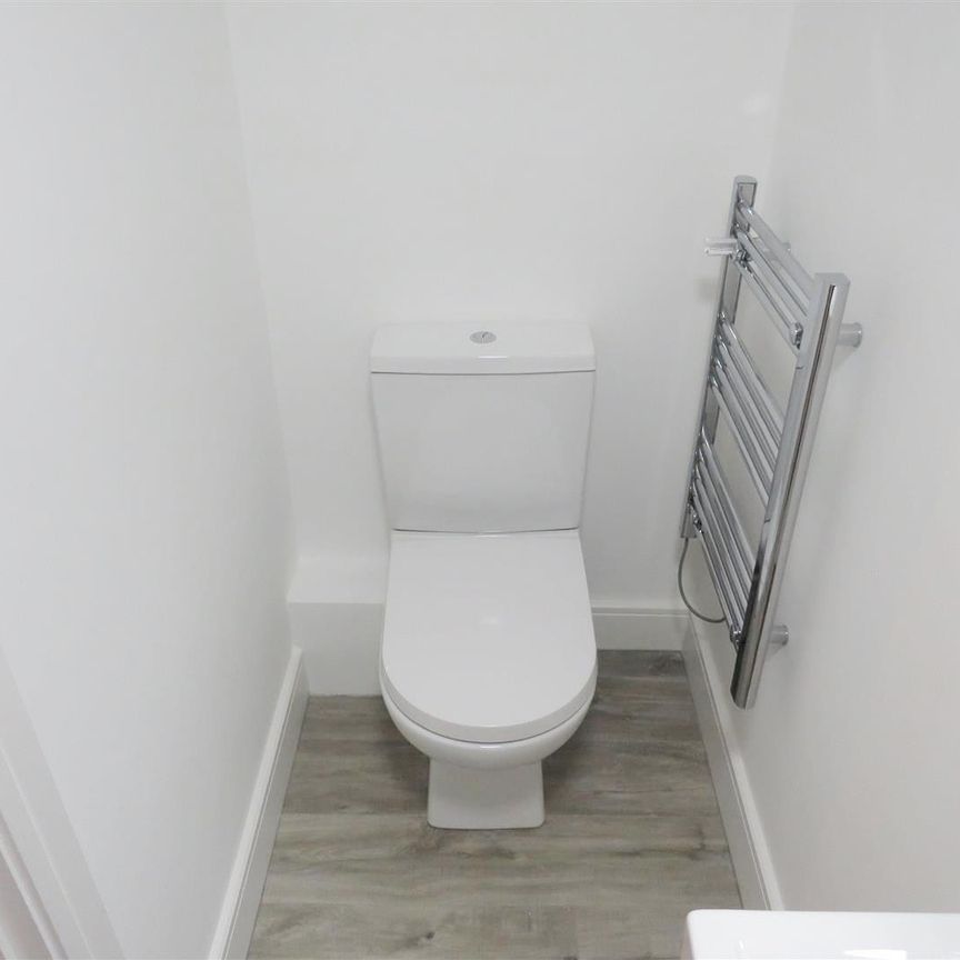 College Place, Southampton - Photo 1