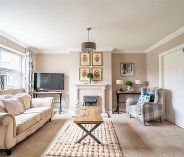 3 bedroom semi-detached house to rent - Photo 3