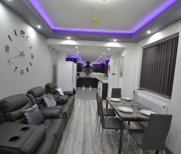 6 bedroom house to rent - Photo 4