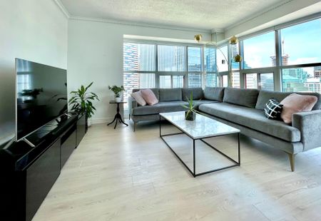 For Lease - 77 Harbour Square Unit# 3002, Toronto, Ontario - Photo 4