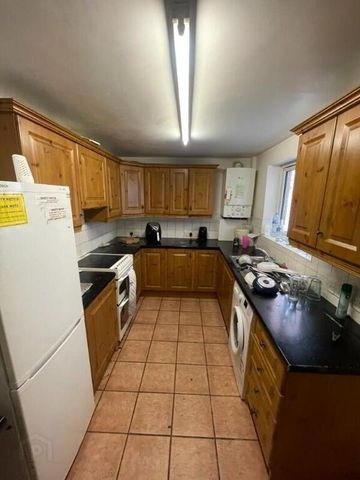 105 Dunluce Avenue, Belfast, BT9 7AX - Photo 2