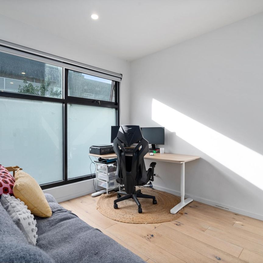 The Lifestyle Matches The Luxury - Photo 1