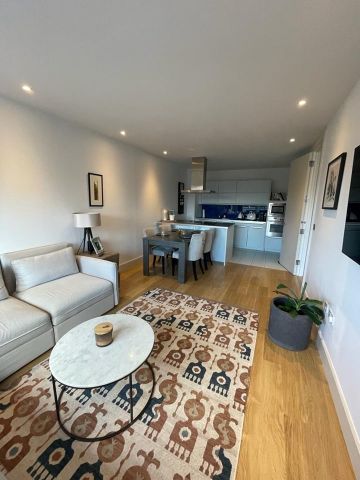 1 Bed Flat, Saffron House, TW9 - Photo 2