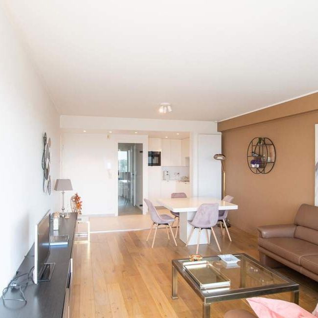 Appartement te huur in Knokke voor € 1.550 met 2 slaapkamers - Photo 1