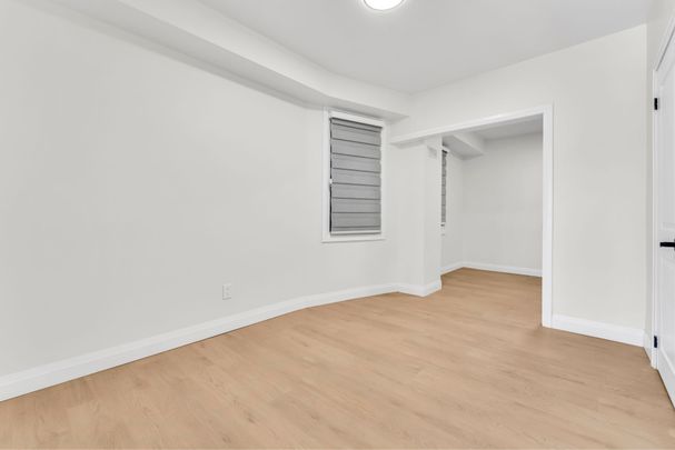 For Lease - 1822 St Clair Avenue Unit# Upper Level, Toronto, Ontario - Photo 1