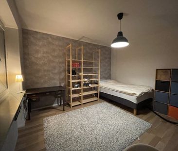 Österlång gatan, Trollhättan - Photo 2