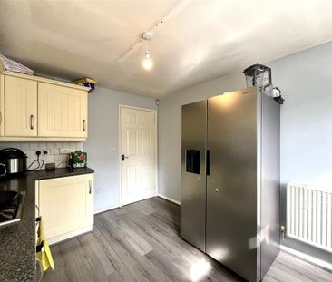 3 bedroom detached house to rent - Photo 6