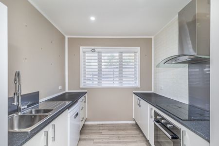 31 Kawiu Road, Levin - Photo 4