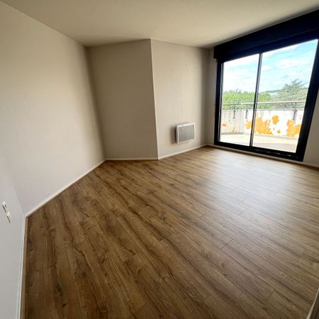 Location Appartement 2 pièces 69m² TOULOUSE 31000 - Photo 4