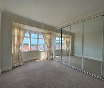 Mount Park Avenue, Scarborough - Photo 5