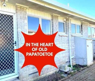 2 BRM, 1 Bathroom Home, In The Heart Of Old Papatoetoe - Photo 1