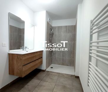 Location Appartement 3 pièces 62m² NIMES 30000 - Photo 5