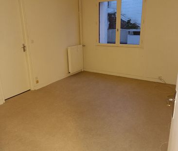 Location Appartement 2 pièces 40m² VIERZON 18100 - Photo 2
