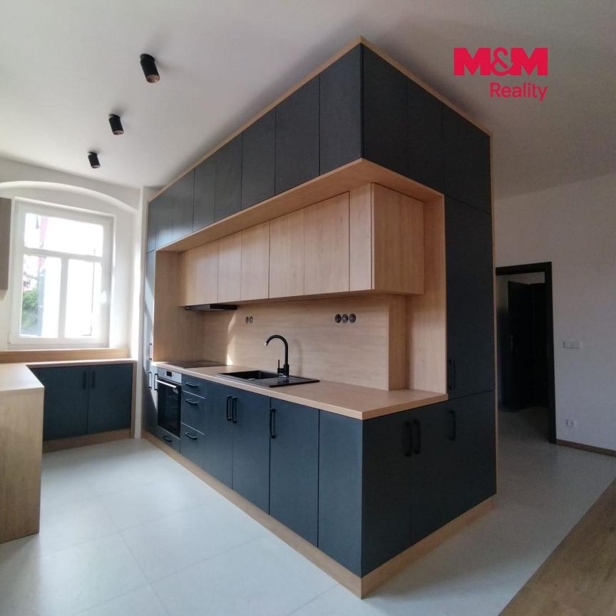 Pronájem bytu 4+kk 96 m² - Photo 1