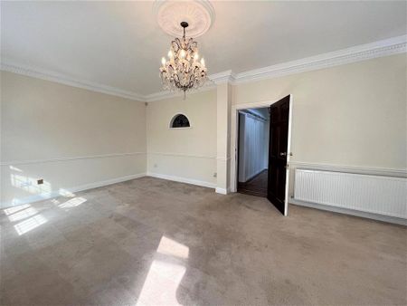 5 bedroom detached house to rent - Photo 2