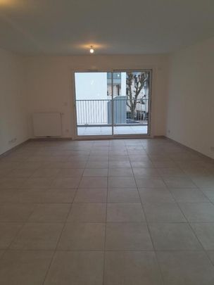 Location Appartement 3 pièces 73m² AIX LES BAINS 73100 - Photo 1