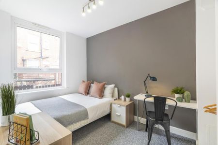 3 bedroom flat to rent - Photo 5