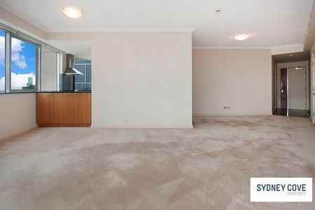 EXCLUSIVE ONE BEDROOM APARTMENT | Furnished - Photo 3