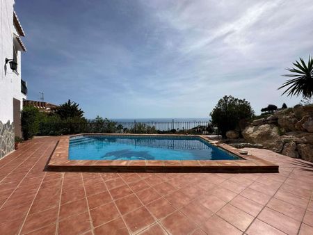 3 room luxury Villa for rent in Salobreña, Spain - Photo 4