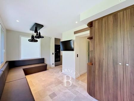 Tout savoir sur cette maison à Le Vésinet - Photo 2