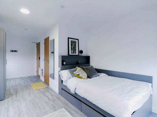 Premium Plus En Suite - Photo 1