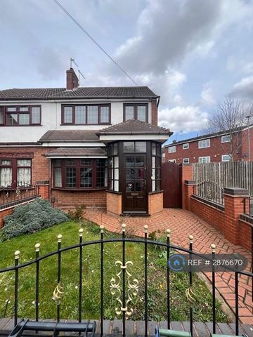 3 bedroom terraced house to rent - Photo 4