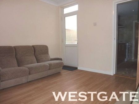 4 Bed - Highgrove Street, Reading - Photo 5