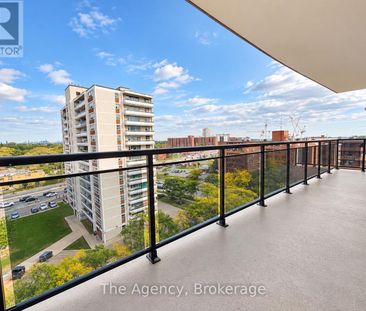 905 - 45 PAISLEY BOULEVARD W, Mississauga, Ontario, L5B1E4 - Photo 2