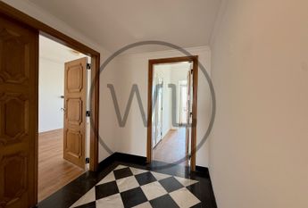 Apartamento T5+1 em Lisboa