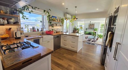 Updated Spacious Home - Photo 2