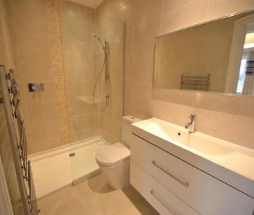 3 Bedroom Semi Detached To Let - Photo 4