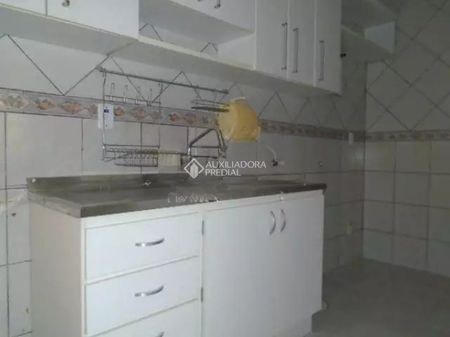 Casa em Condomínio com 2 quartos e 75m² para alugar em Glória, Porto Alegre. - Foto 4