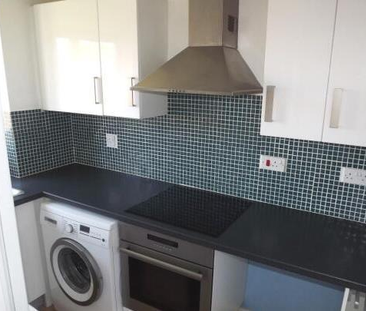 1 bedroom property to rent - Photo 4