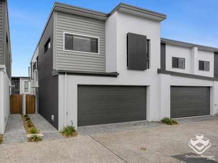 Brand new townhouses, 4bed & AC - Photo 2