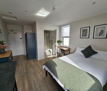 1 bedroom in a house share to rent - Photo 6