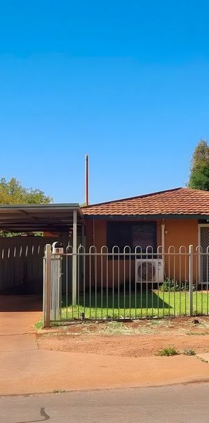 Family Home in a Convenient Location - Photo 2