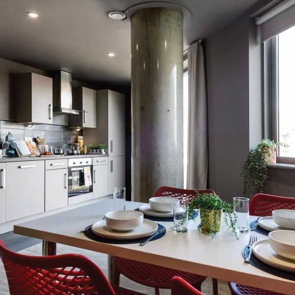 6 bedroom flat share to rent - Photo 1