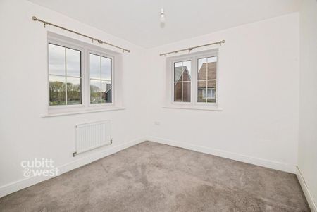 3 bedroom semi-detached house to rent - Photo 3