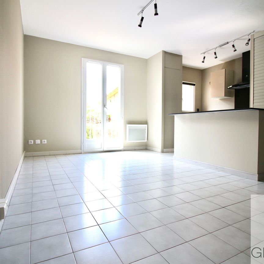 Location Appartement 3 pièces 52m² AIX EN PROVENCE 13290 - Photo 1