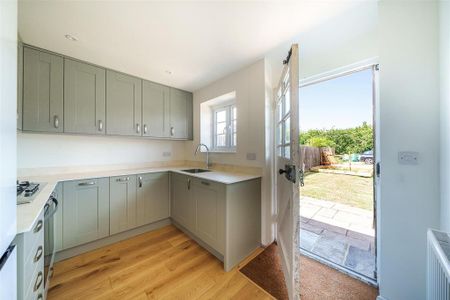 1 bedroom cottage to rent - Photo 4